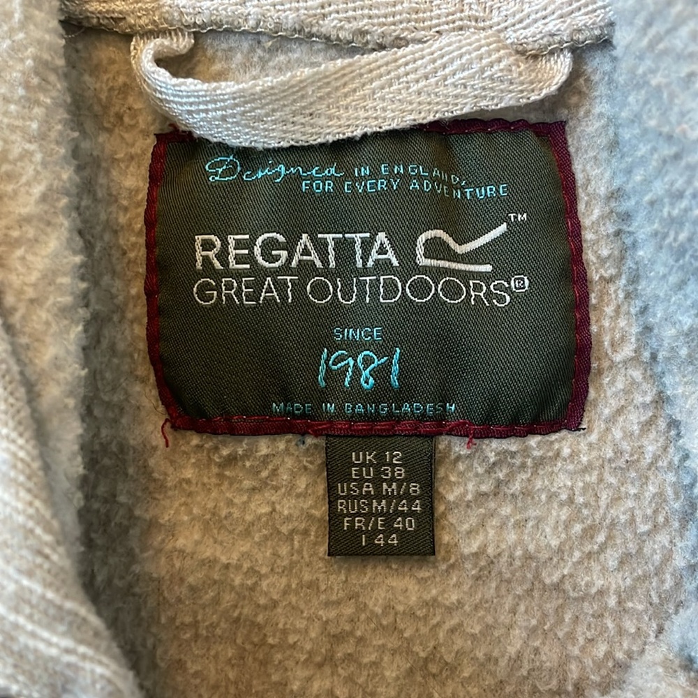 4/$15 Regatta hoodie - Picture 2 of 4